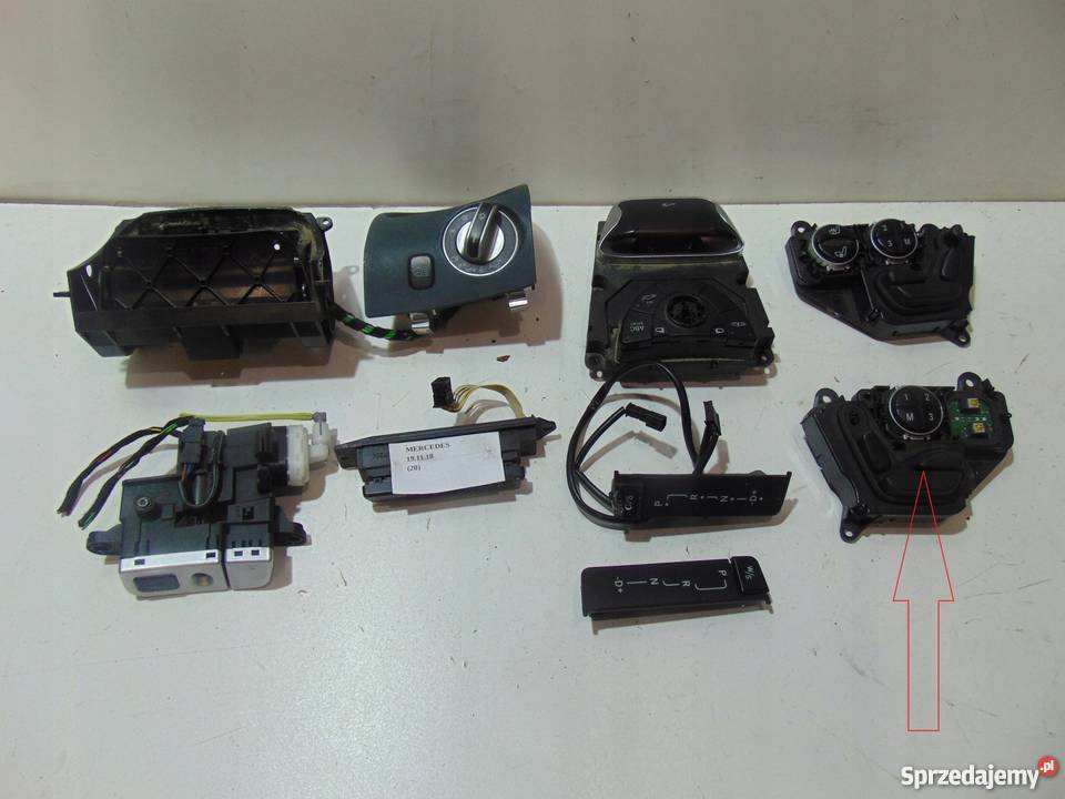 PANEL STEROWANIA FOTELA PRAWEGO MERCEDES SL W230
