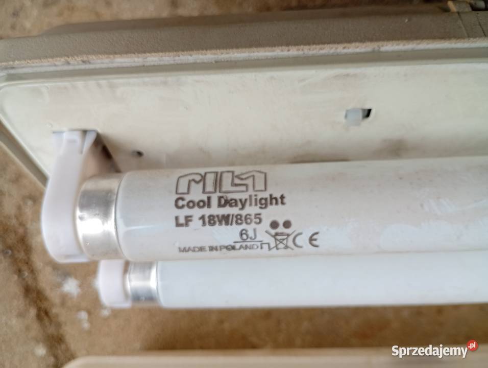 lampa jarzeniowa świetlówka 65 sprzedam