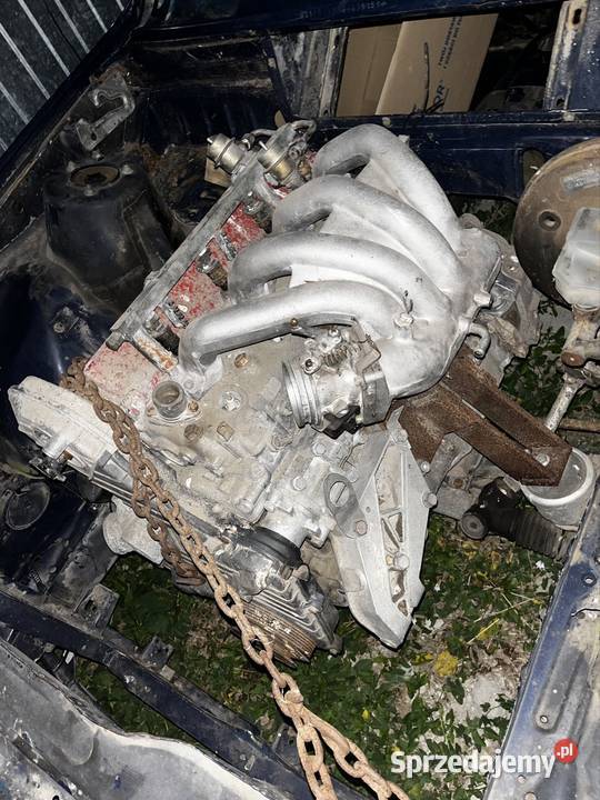 Części Porsche 944924 skrzynia silnik 25 osobowe Rzeszów