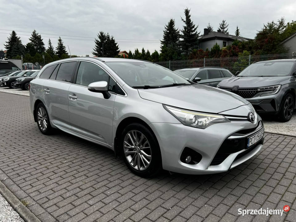 Toyota Avensis 18i 147 Automat Zarejestrowany Baranowo