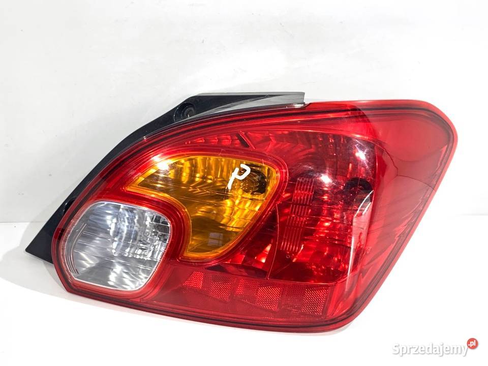 LAMPA PRAWY TYŁ MITSUBISHI MIRAGE SPACE STAR osobowe Lampy tylne