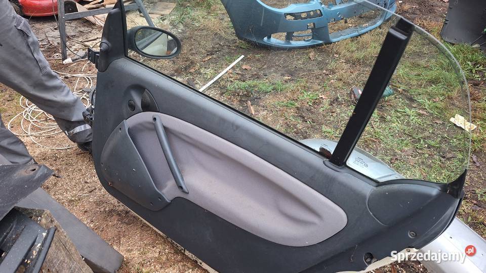 Drzwi prawe i lewe do Smart Fortwo 19982001 Rok produkcji 2001 Iłowa