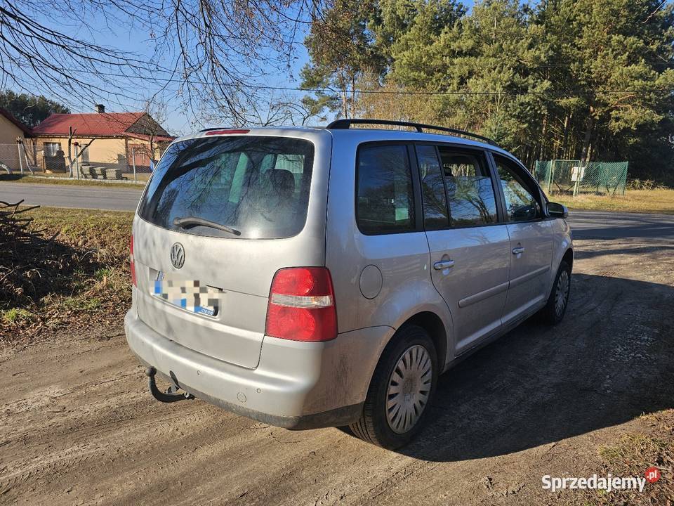 Volkswagen touran 20 benzyna 7osobowy skóra łódzkie Chotynin