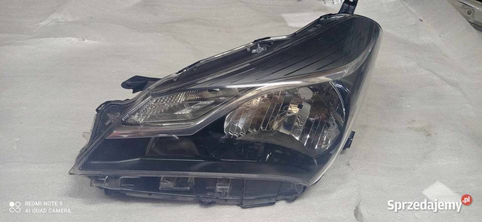 Lampa lewa Toyota Yaris III Lift lewa Włocławek sprzedam
