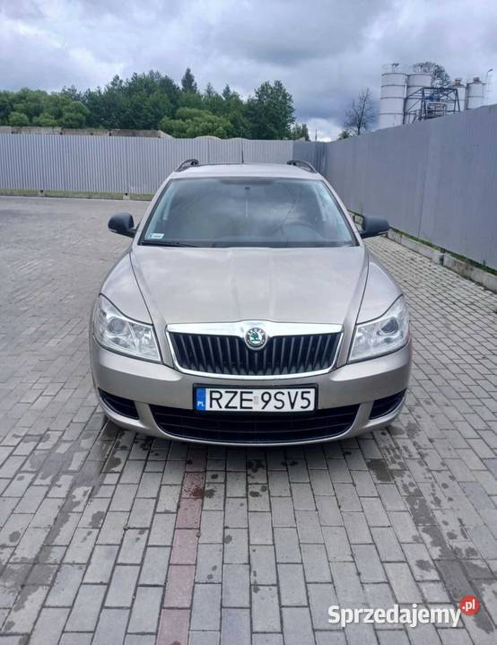 Skoda Octavia 2 w kombi benzyna Octavia Nockowa
