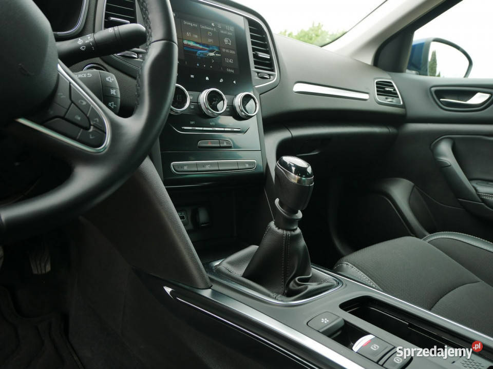 Renault Megane FL 13TCe 140 Eu6 Sedan Techno Goczałkowice-Zdrój