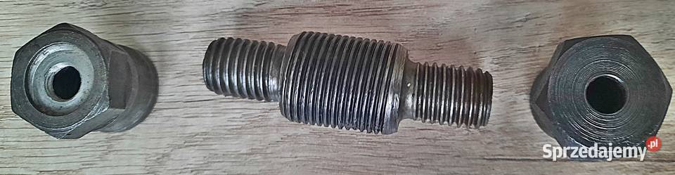 Sworzeń wahacza górnego mimośród z tulejkami Żuk Sworznie wahaczy