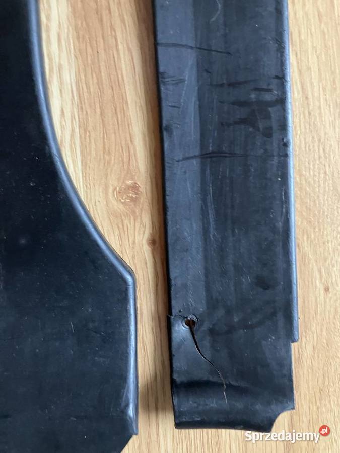 Mercedes W108 listwy podłogi bagażnika