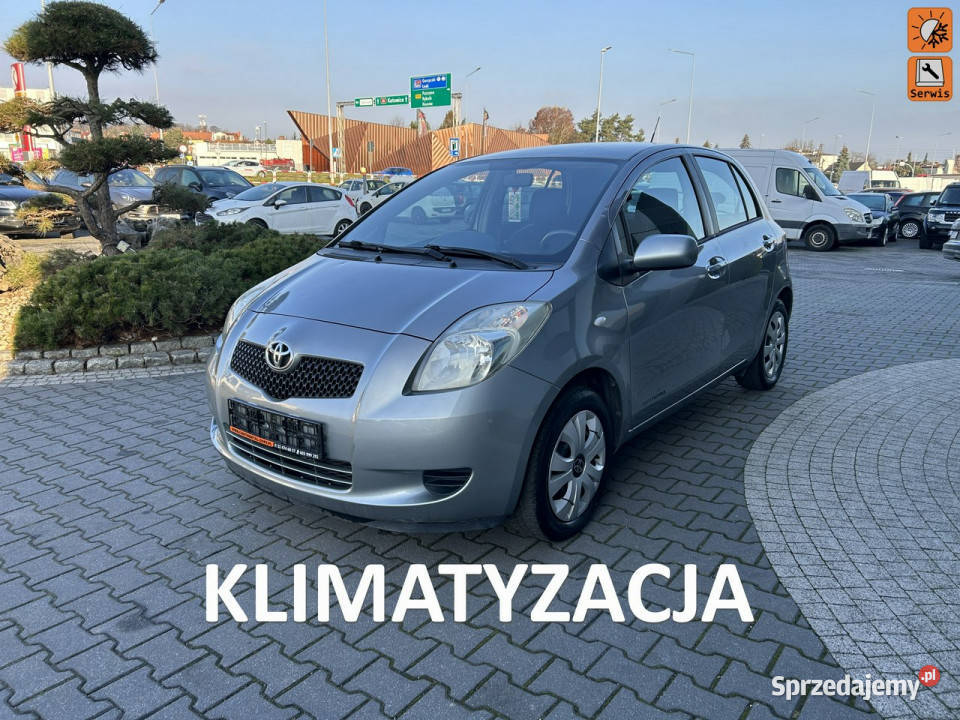 Toyota Yaris klimatyzacja benzynka manual Yaris Żory