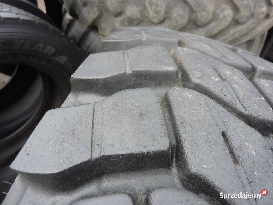 Opona używana ciężarowa 13R225 DAYTON D8000 700 Zaścianki