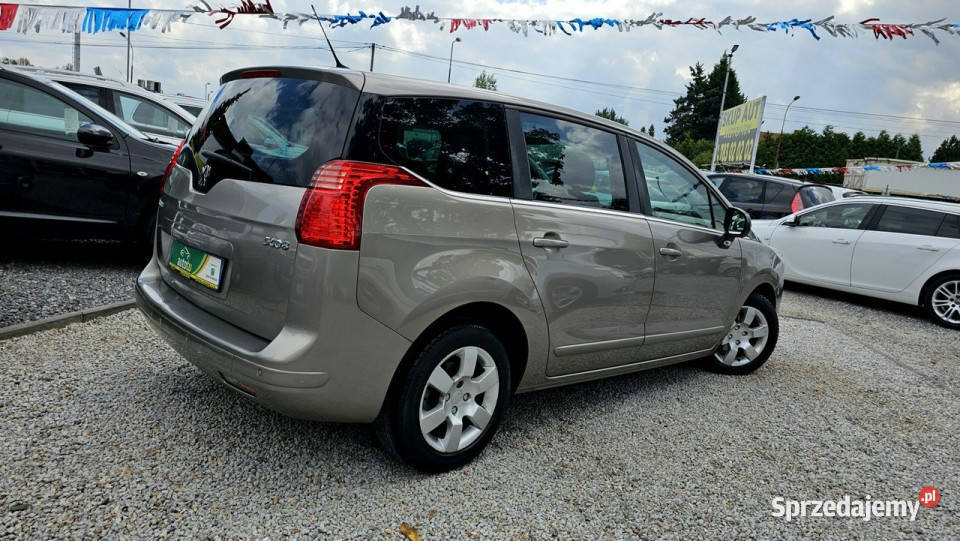 Peugeot 5008 Navi Panorama Head Up 120 16 benz czujnik zmierzchu Świdnica