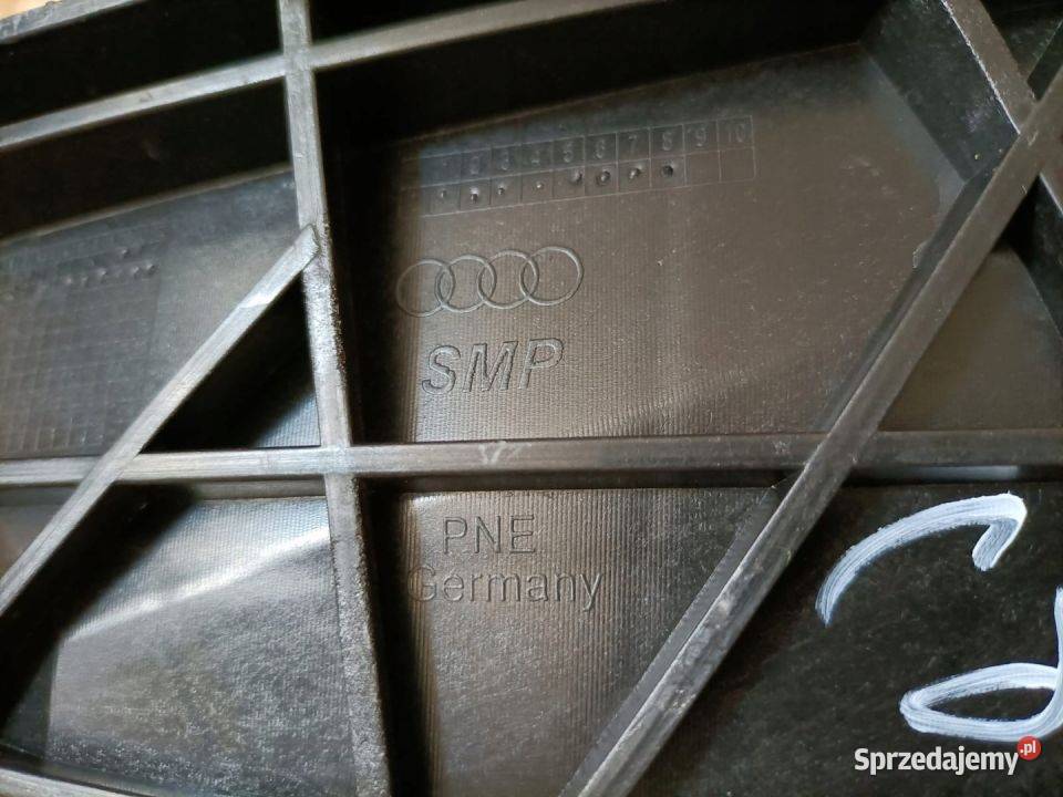 AUDI A4 B9 AVANT ŚLIZG ZDERZAK LEWY TYŁ Pleszew sprzedam