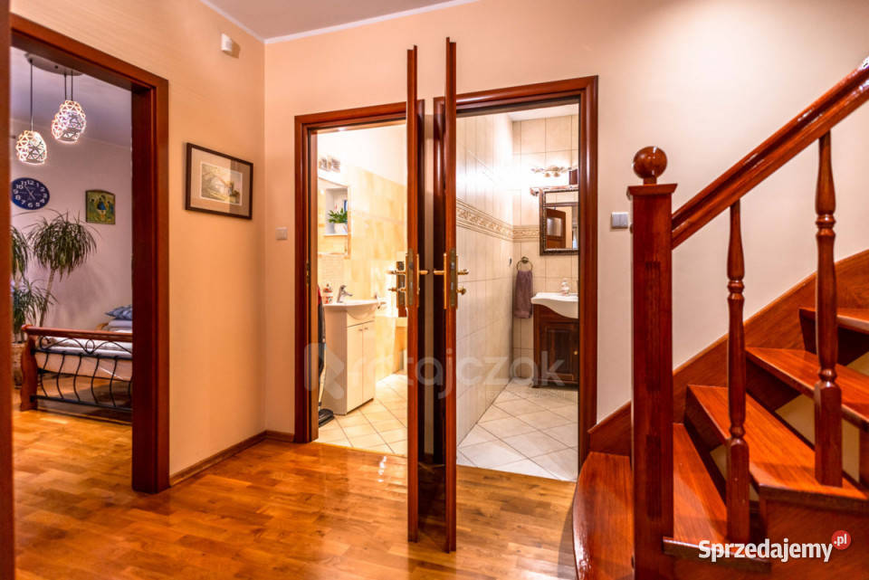 Dom wolnostojący do sprzedania Rumia 154m2 mieszkalny pomorskie