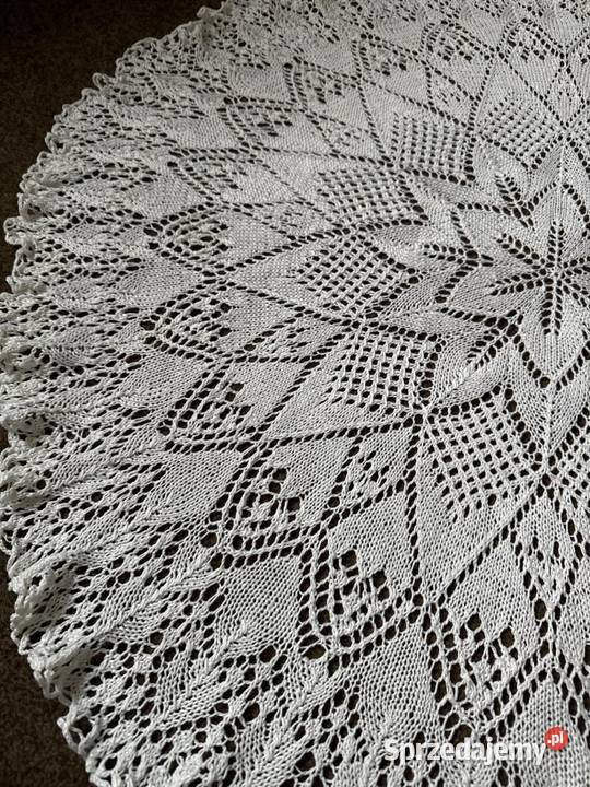 obrus okrągły szydełkowy rękodzieło