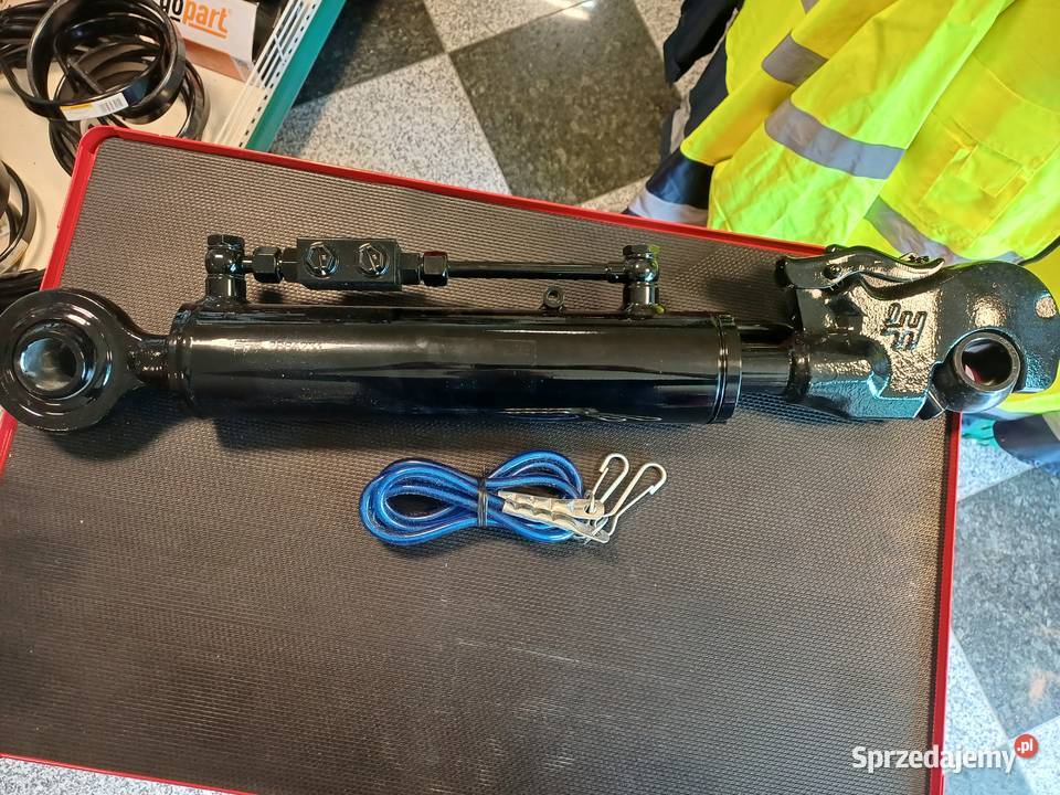 Łącznik górny hydrauliczny z hakiem TCVNN 630 mm Sieradz