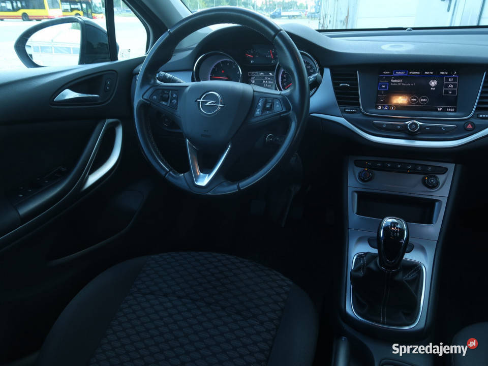 Opel Astra 12 Turbo wielofunkcyjna kierownica dolnośląskie Bielany Wrocławskie