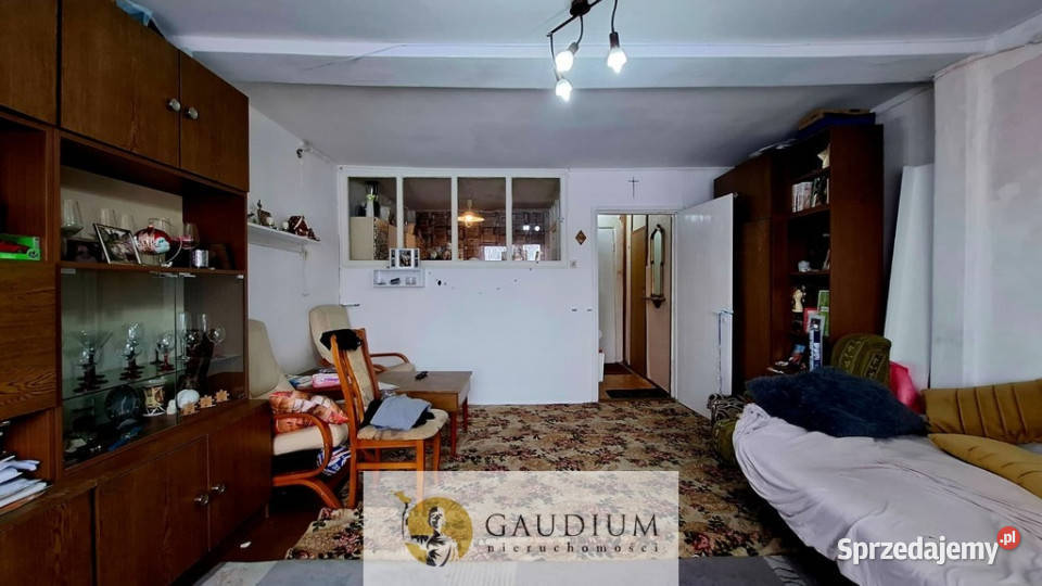 Kawalerka z ogromnym potencjałem Nowy Staw kamienica sprzedam