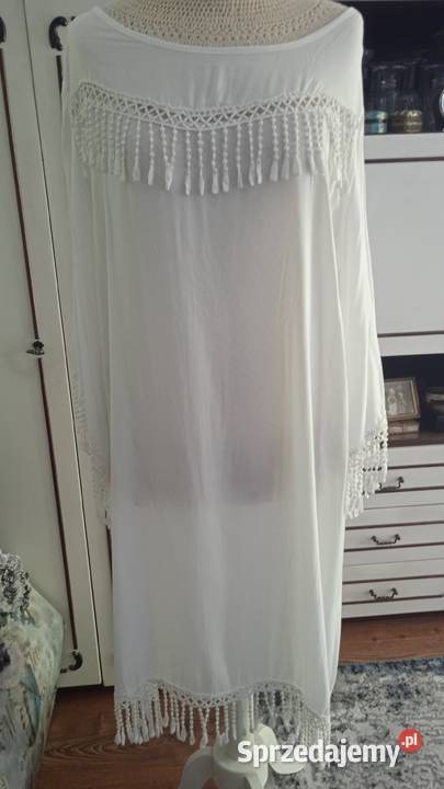 WŁOSKA BIAŁA SUKIENECZKA Z FRĘDZLAMI r 44 Rozmiar 42(XL) Piła
