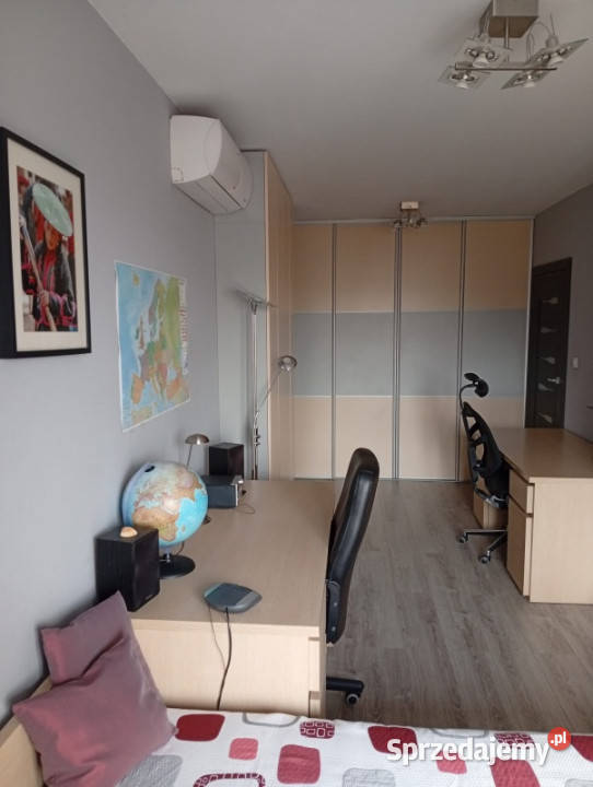 Przestronne mieszkanie 3pokojowe w świetnej sprzedam