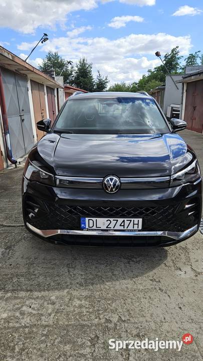 Volkswagen Tiguan Rline 193 z 2024 25200km Legnica