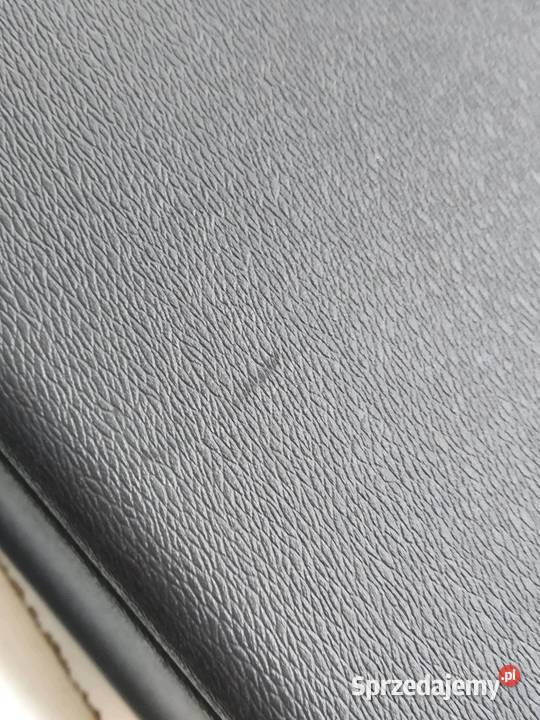 TAPICERKA BOCZEK PRAWY TYŁ Volvo XC 90 II 2015