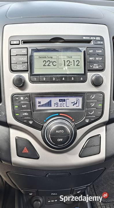 HYUNDAI I 30 KOMBI 20 LPG wielkopolskie Borówiec