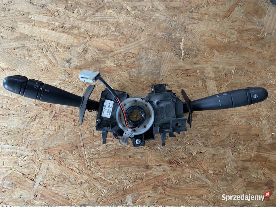 Przełączniki pod kierownicę Renault Kangoo 15DCI osobowe Zalesice