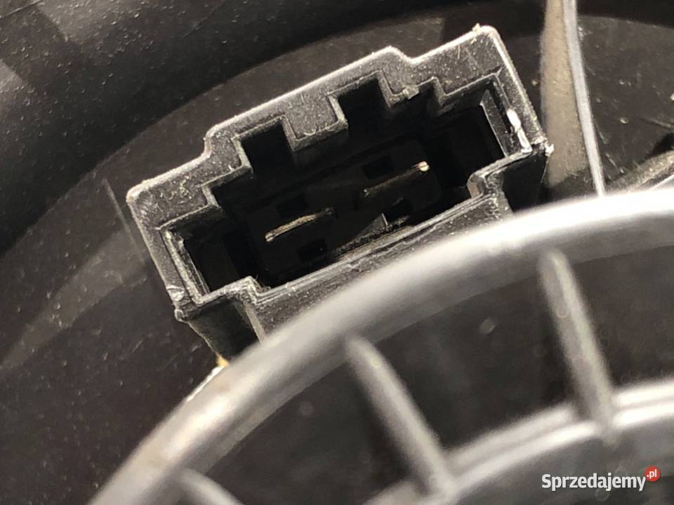 DMUCHAWA NAWIEWU SKODA ROOMSTER 6R1819015 sprzedam