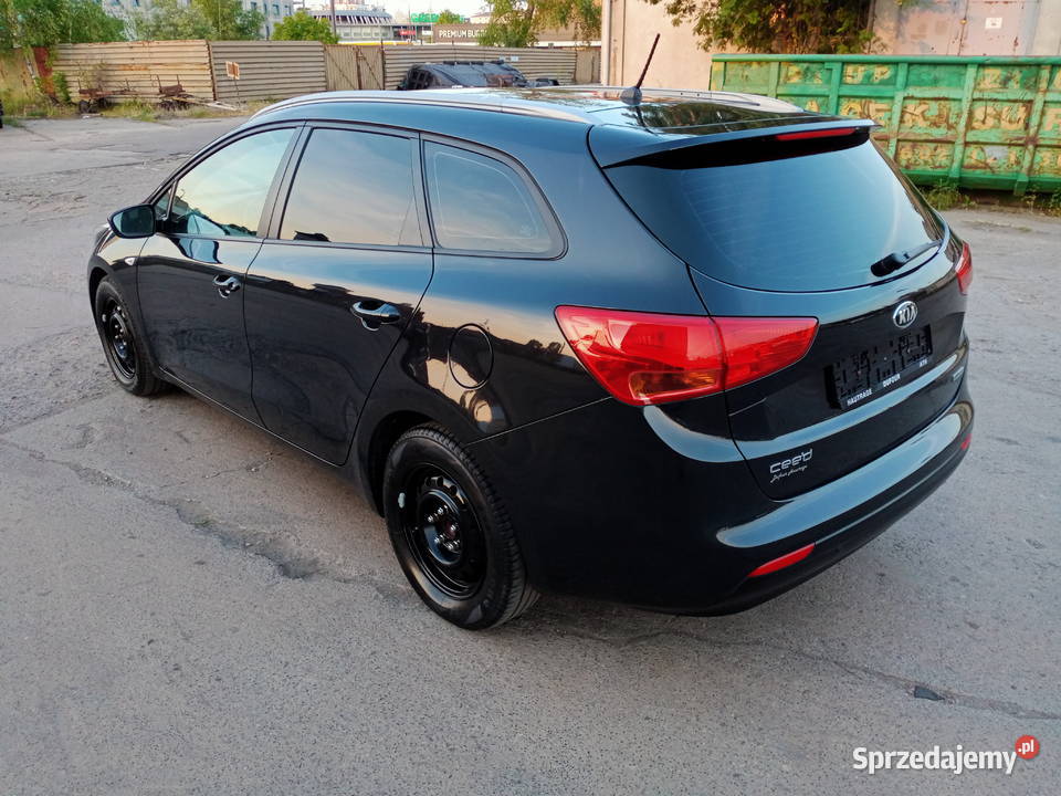 Kia ceed 2015 rok 1.6 CRDi 115 koni stan bardzo dobry