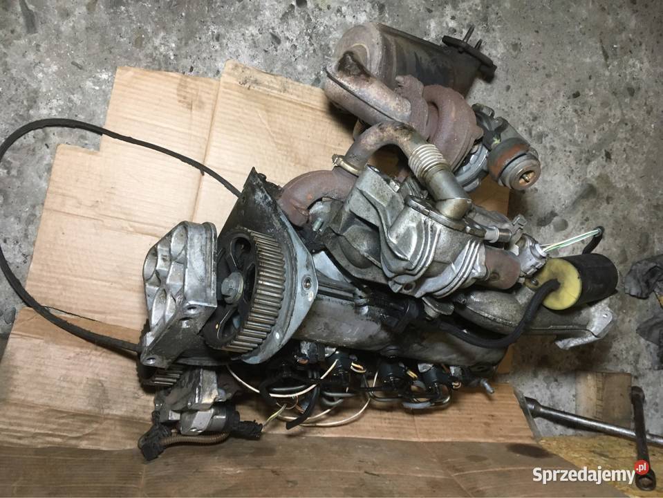 Pompa wtryskowa paliwa 19dci renault scenic 2 sprzedam