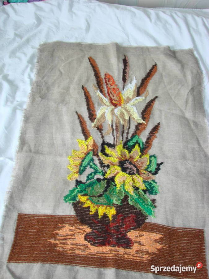 Wzaon z kwiatami haft krzyżykowy Rękodzieło Pruszcz Gdański