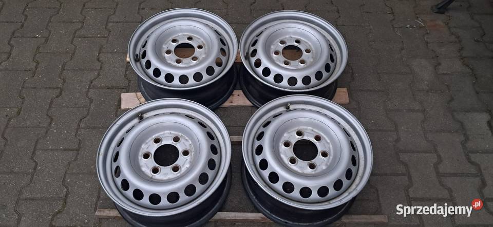 Volkswagen Crafter Sprinter felgi stalowe16 Dąbrowice sprzedam