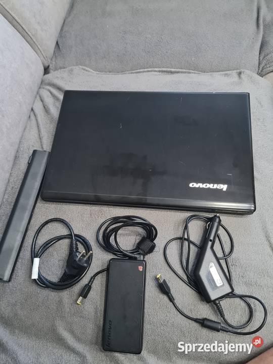Laptop LENOVO IdeaPad Z710