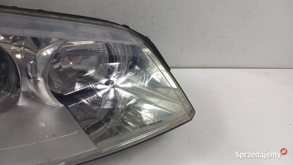 CITROEN C5 1 LIFT LAMPA PRZÓD PRAWA EU XENON wielkopolskie