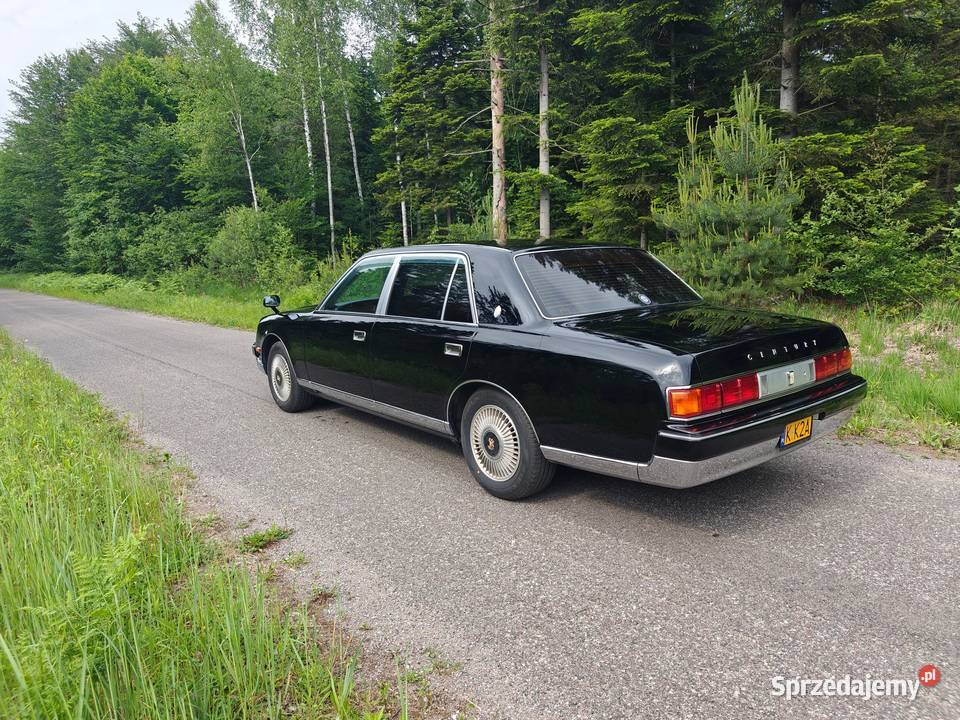Toyota Century 50 V12 2004 nawigacja Majdan Królewski