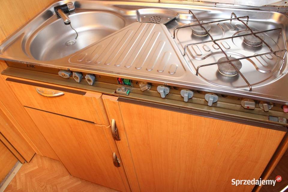 Przyczepa kempingowa LMC LUXUS 530E 2 POJEDYNCZE