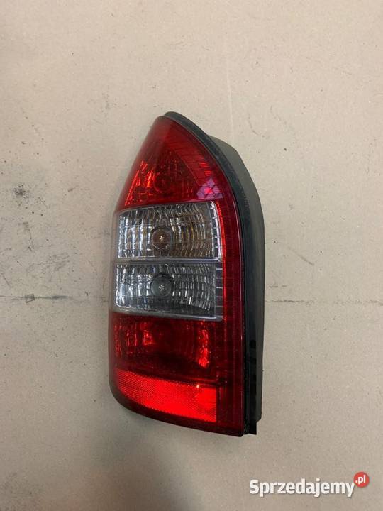 Lampa lewy tył opel zafira a Szczecin sprzedam