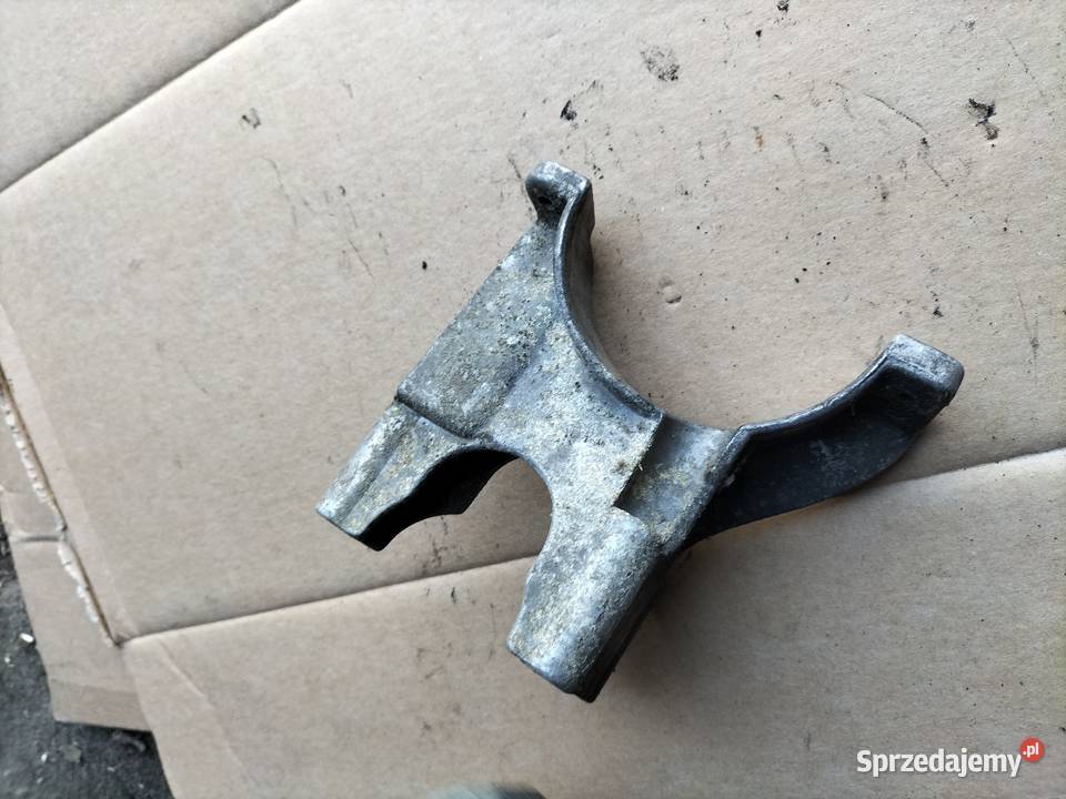ŁAPA SILNIKA 9642089680 Citroen Peżot 22HDI C5