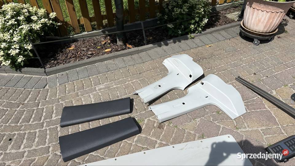 Podsufitka poszycia paki tapicerki paki słupki Wrocław sprzedam