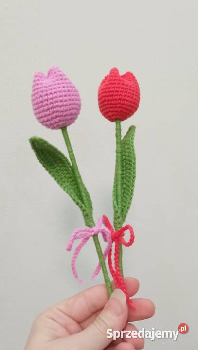 Tulipany wykonane na szydełku Łask