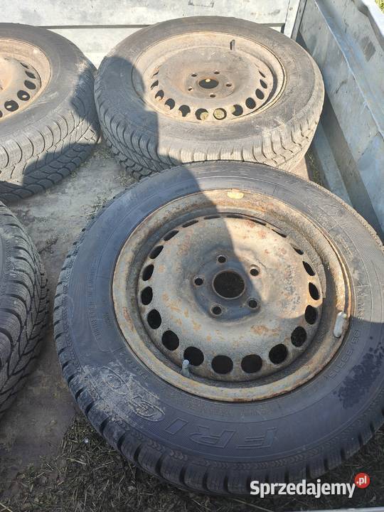 Koła zimowe zdjęte z passat B5 pomorskie Nowa Karczma sprzedam