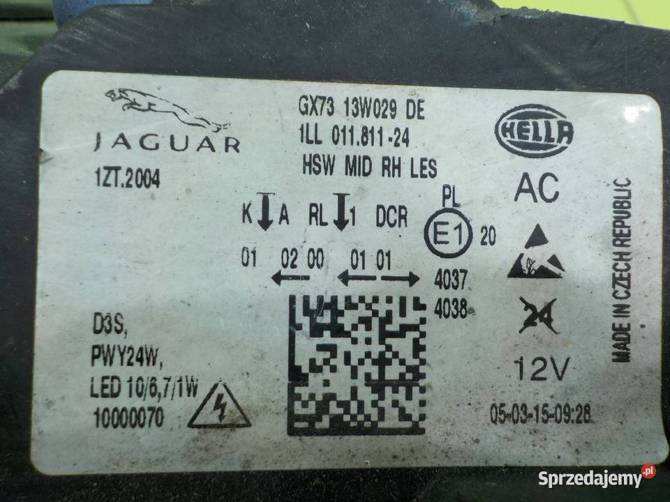 JAGUAR XE 20 D AUT 15r SEDAN 4D XENON lampa