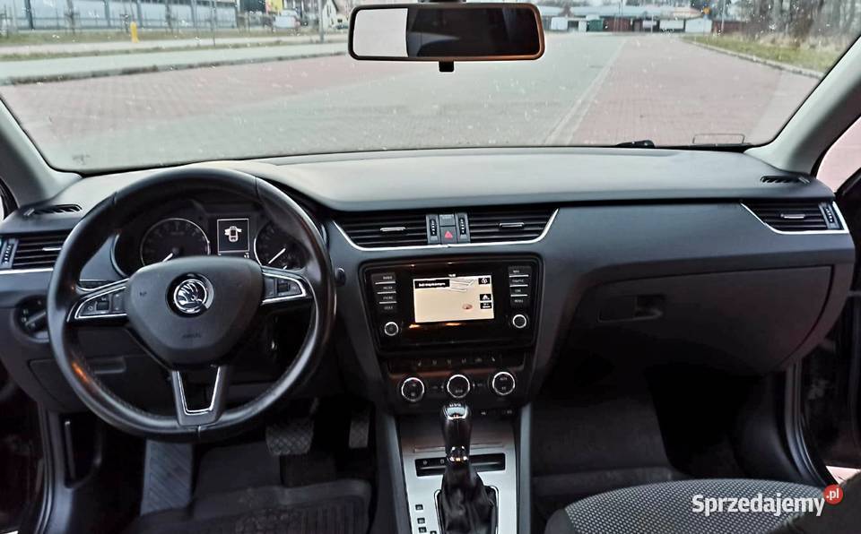 20 TDI DSG 19 koła bogato wyposażona Ostrowiec Świętokrzyski