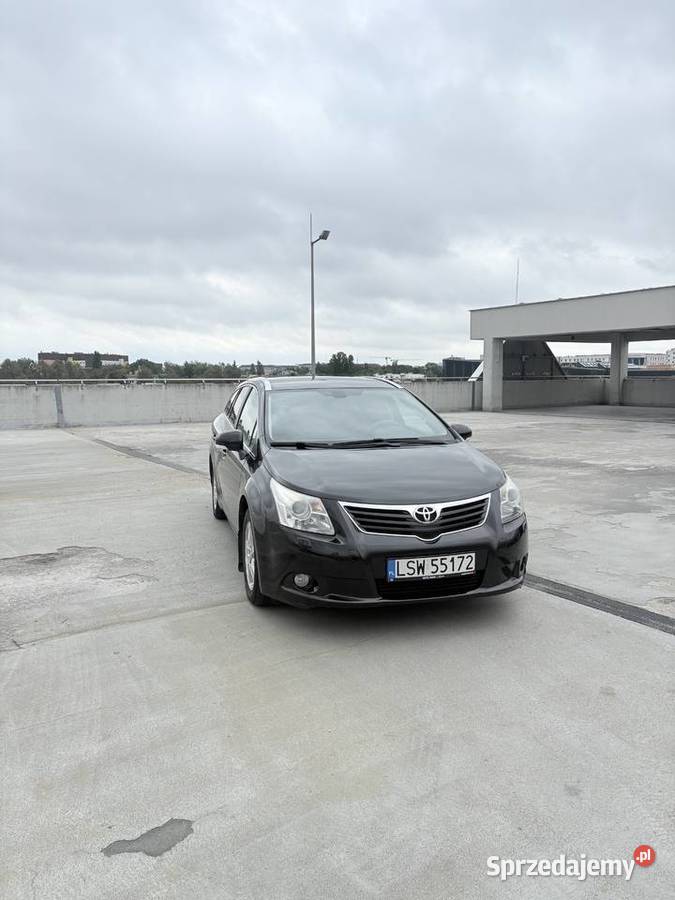 Toyota Avensis Rok produkcji 2010 Świdnik