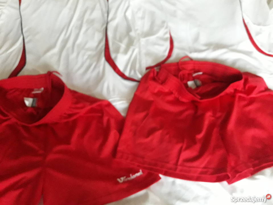 Strój komplet zestaw piłkarski koszulkaspodenki Odzież sportowa Białystok sprzedam