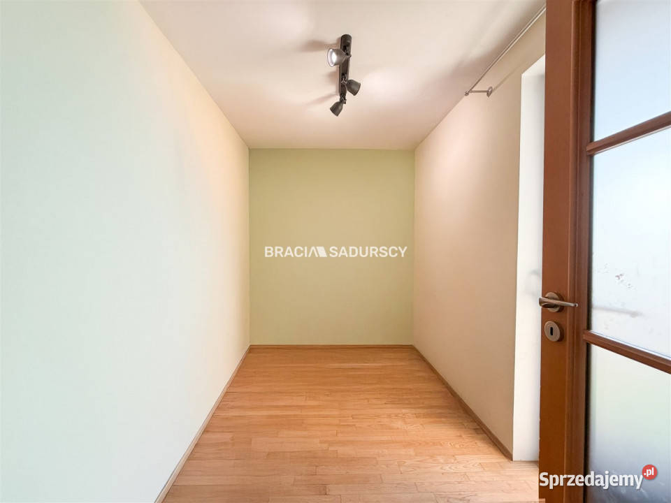 Mieszkanie Kraków 527m2 3 pokoje 52.7m2 sprzedam