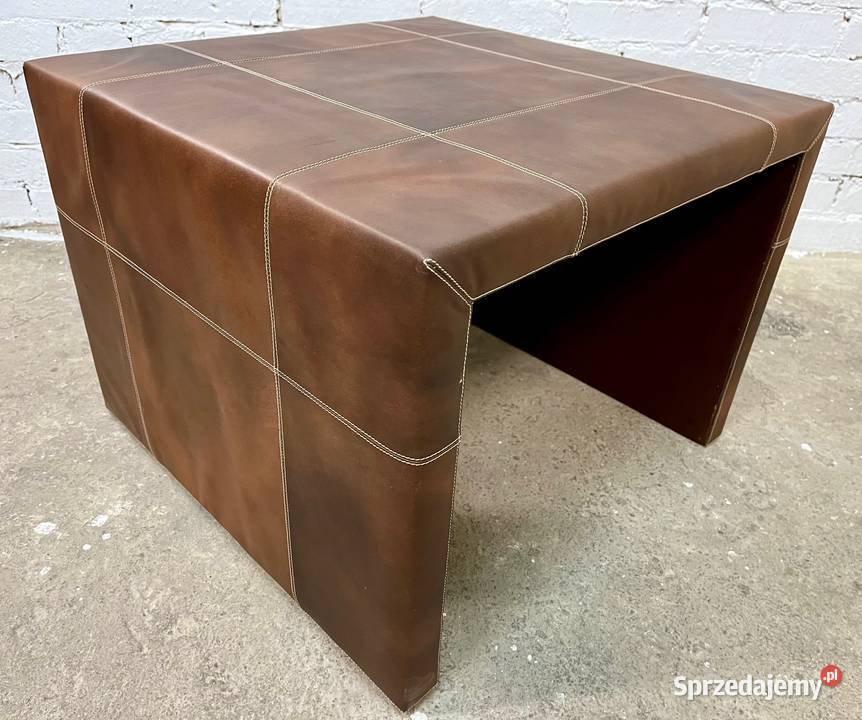 Stolik siedzisko 60x60 brąz Habufa Pufy i podnóżki opolskie