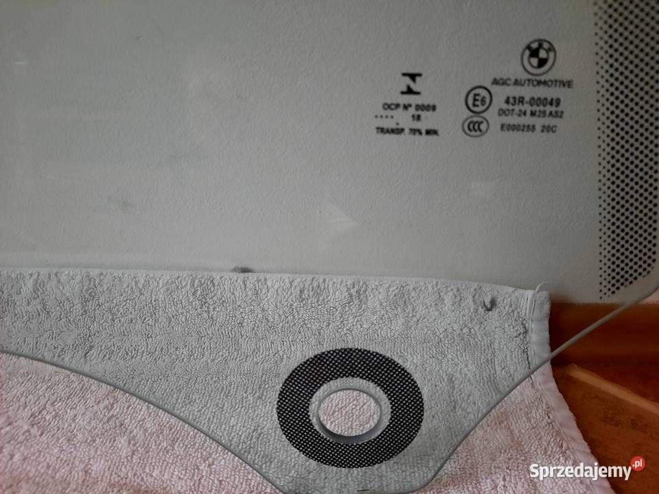 Szyba drzwi prawy tył BMW f36