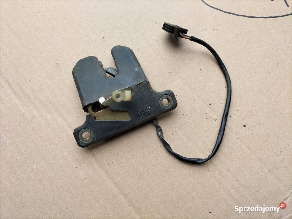 Audi 80 90 B4 80B4 ZAMEK KLAPY BAGAŻNIKA SEDAN Zamki, wkładki i kluczyki Kamień-Kolonia sprzedam
