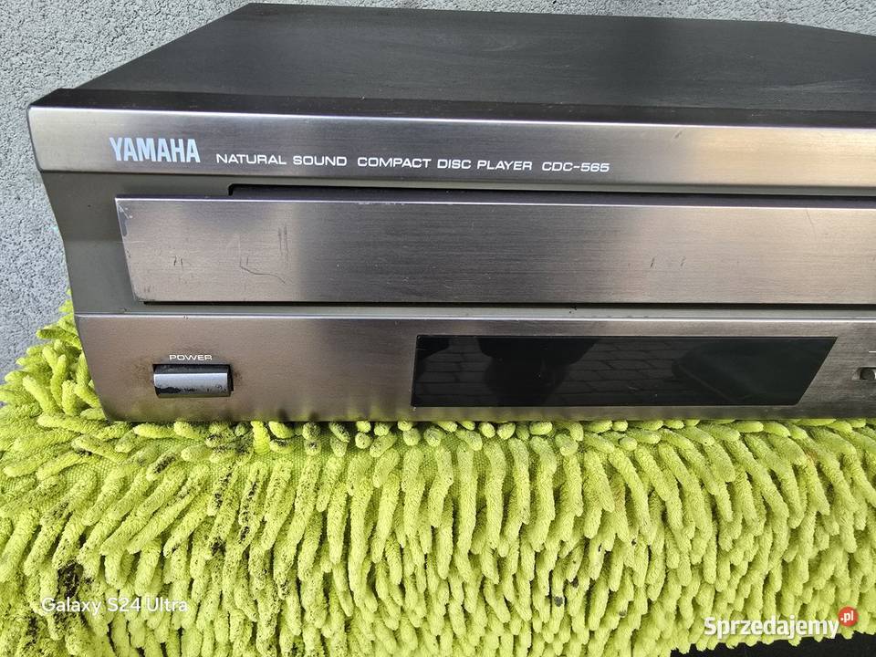 Zmieniarką cdc 565 yamaha Odtwarzacze CD i MD śląskie